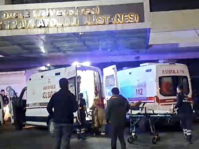 Diyarbakır’da fabrikada ustalar ile çalışanlar arasında kavga: 1 ölü, 3’ü ağır 13 yaralı