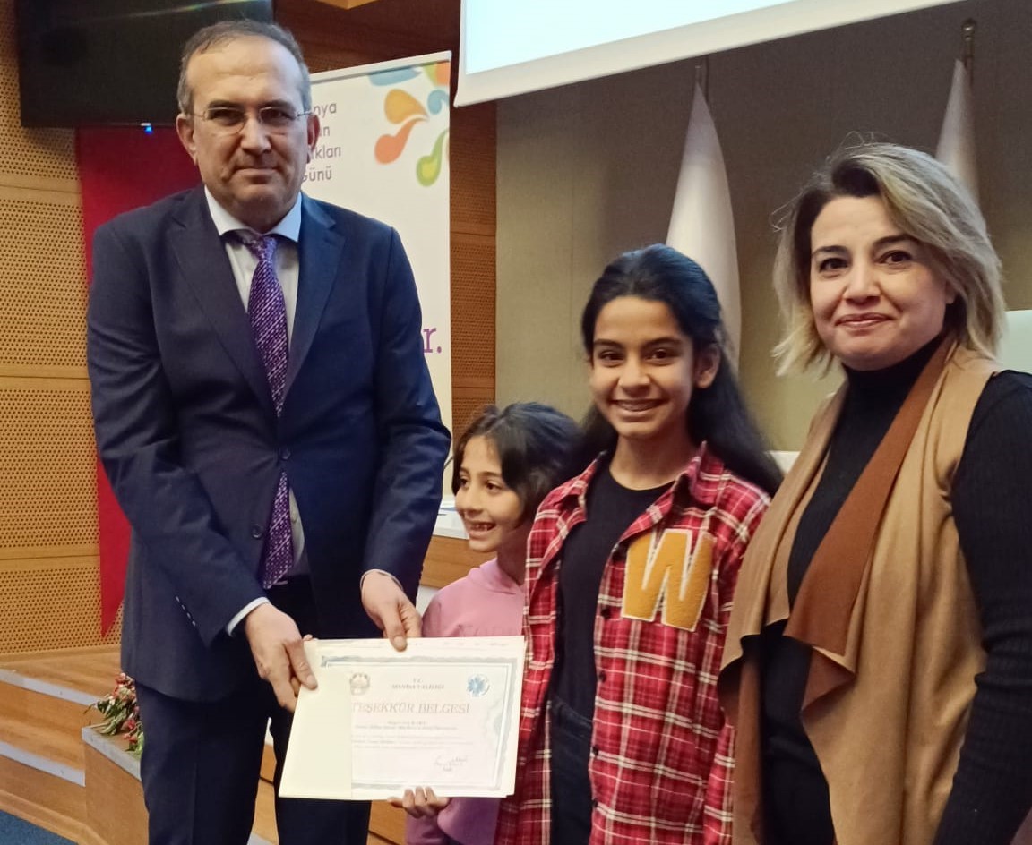 Çocuk gözüyle insan hakları resim yarışması ödülleri sahiplerini buldu