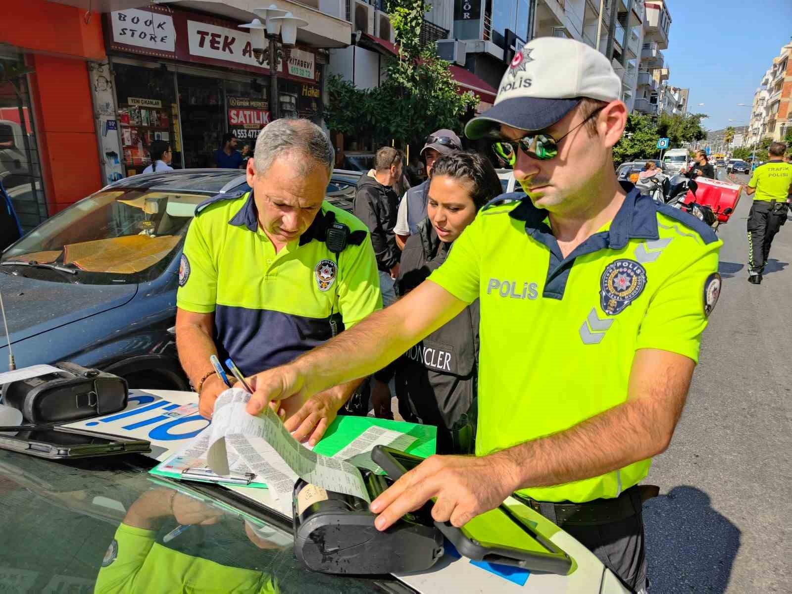 Kuşadası’nda 48 saat süren denetimde motosiklet sürücülerine ceza yağdı