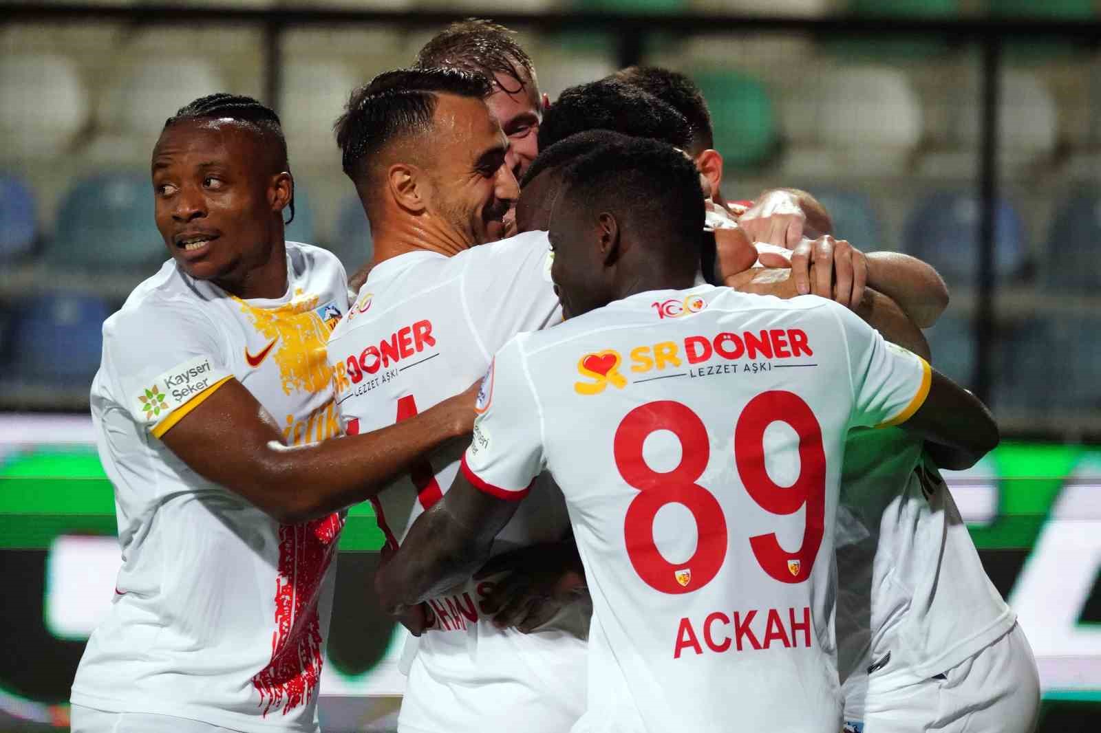 Trendyol Süper Lig: İstanbulspor: 1 - Kayserispor: 1 (Maç sonucu)