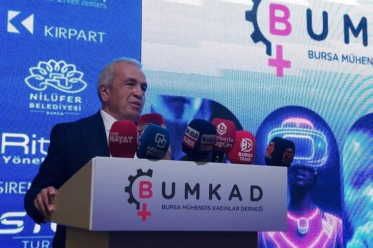 BUMKAD ‘Mühendislikle Güçlenen Dünya’ konferansı düzenledi