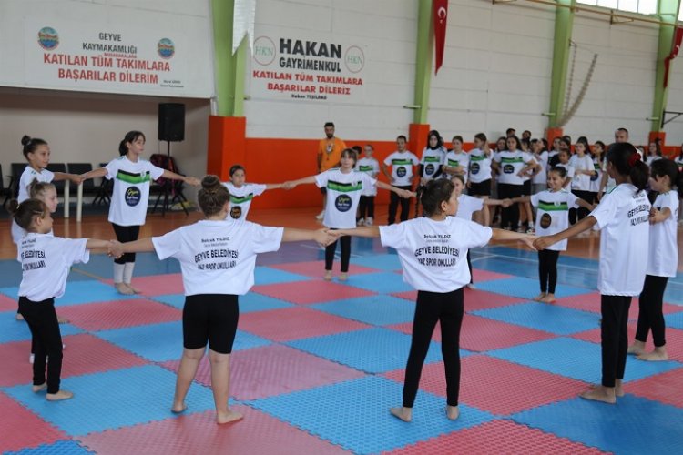 Sakarya Geyve’de ‘Yaz Spor Okulları’ açıldı