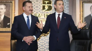 Balıkesir’de sert tartışma! Ahmet Akın: Ne yaptınız oğlum bu paraları?