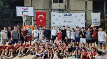 Gölcük’te sokak basketboluna yoğun ilgi