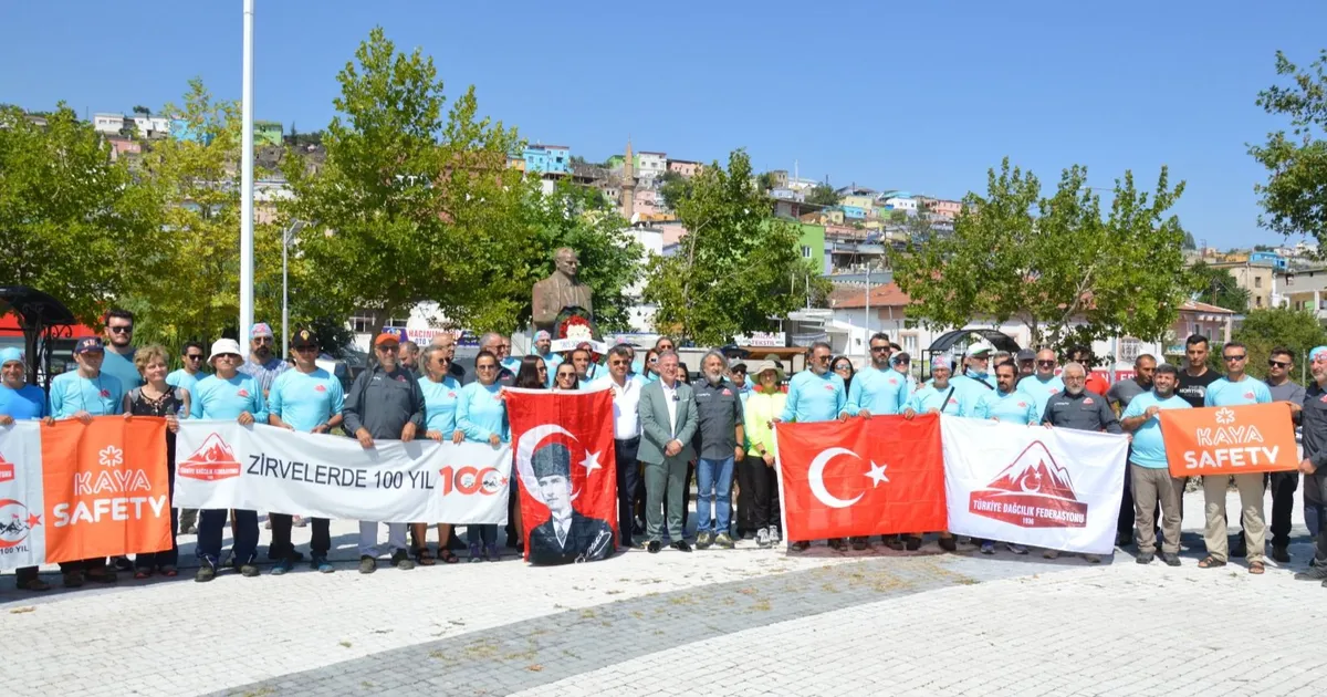 Hacılar, Türk dağcılığının ilk zirve etkinliklerine ev sahipliği yaptı