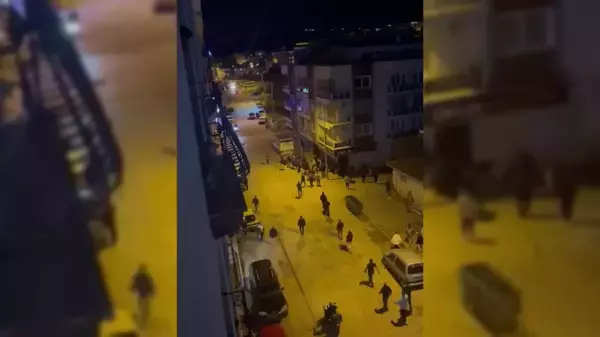 Seferihisar'da Polis Ekibine Silahlı Saldırı: 3 Yaralı