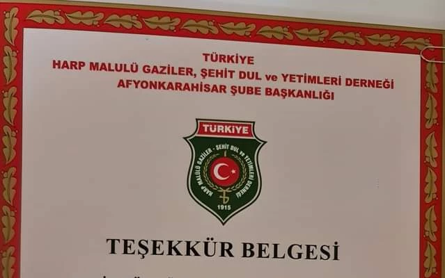 Afyon'da Anlamlı Ziyaret: Şehit Babaları ve Gaziler Öğretmenlerle Buluştu