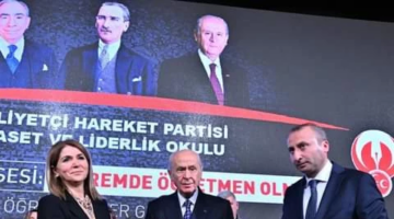 Bahçeli, Öğretmenler Günü'nde Fedakarlık Vurgusu Yaptı