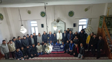 Tarihi Hisar Köyü Camii'nde Gençlerle Sabah Namazı Huzuru