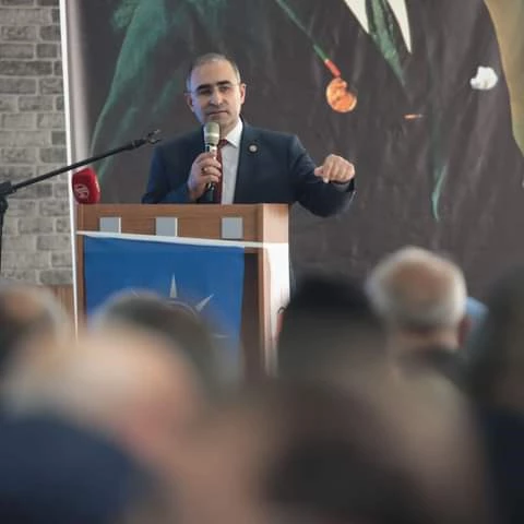 AK Parti Şuhut'ta Coşkulu Kongre: Yeni Dönem Başladı