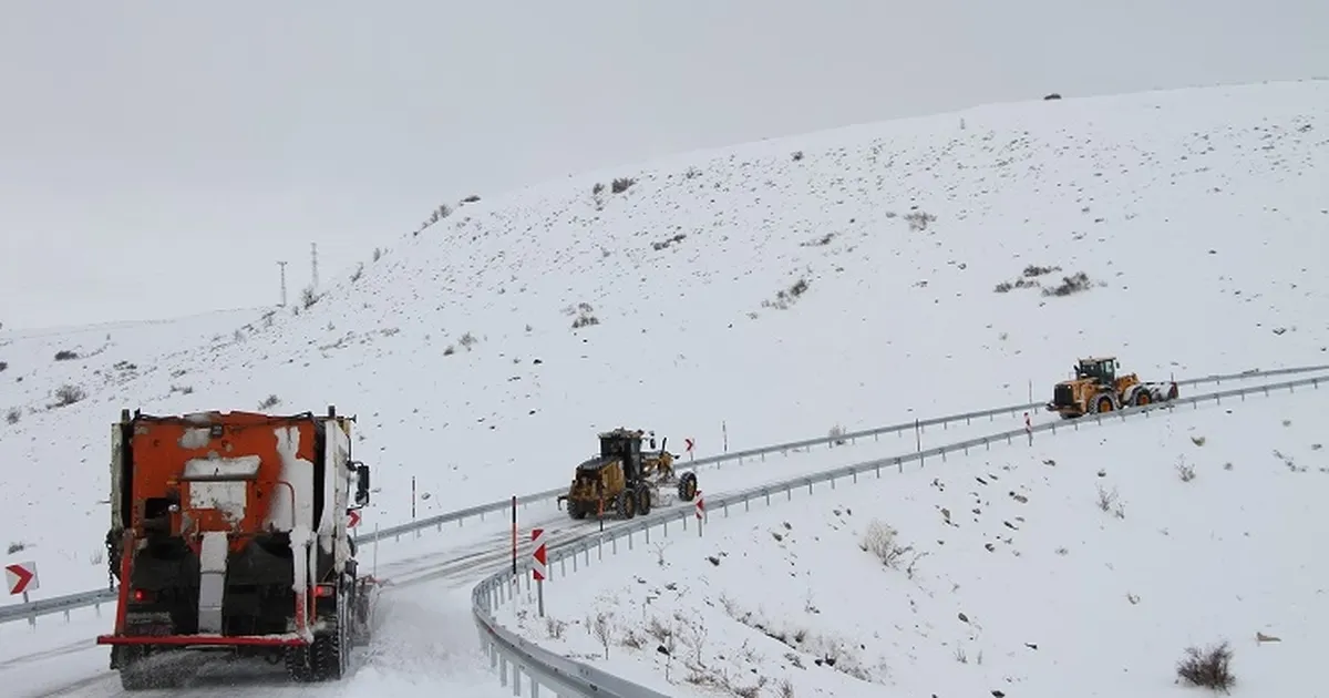 Kayseri Talas'ta kış çalışmaları sürüyor