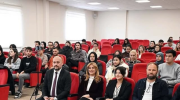 Afyon Kocatepe Üniversitesi'nde ETicaret ve Sosyal Medya Yönetimi Konferansı Düzenlendi