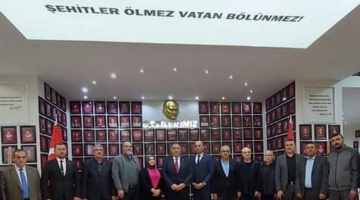 İyi Parti Afyonkarahisar İl Başkanı, Gaziler Derneği'ni Ziyaret Etti