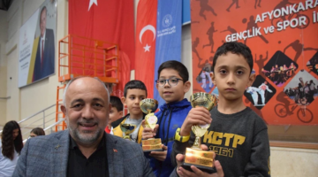 Genç Sporcular Atatürk Kupası'nda Parladı