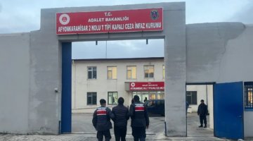 Afyonkarahisar'da Aranan Şahıs Jandarma Tarafından Yakalandı